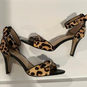 Audrey Brooke Leopard Print Heels with Ankle Strap Sz 6.5